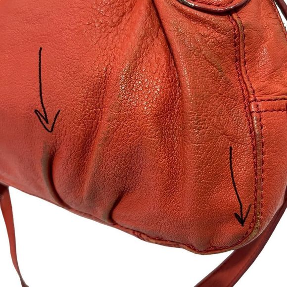 MARC JACOBS Red Leather Shoulder Bag w Strap - Picture 9 of 12